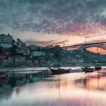 Cozy And Modern In شقة بورتو